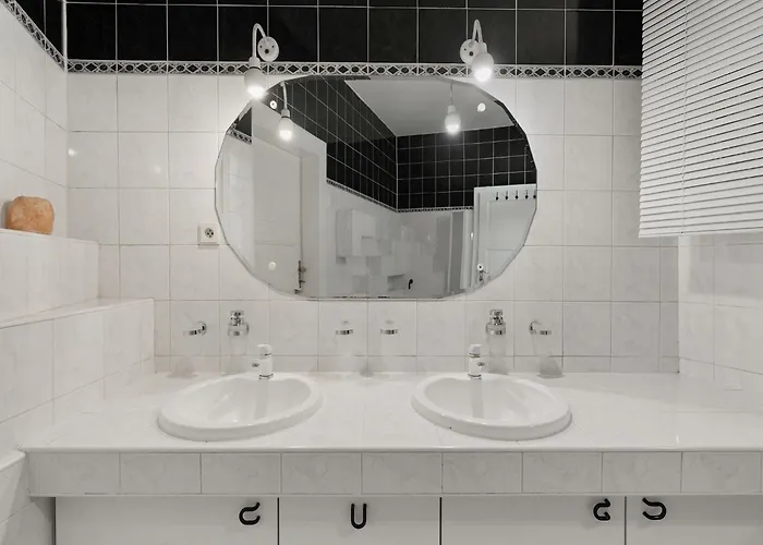 Old Town Home-7 By Interhome *