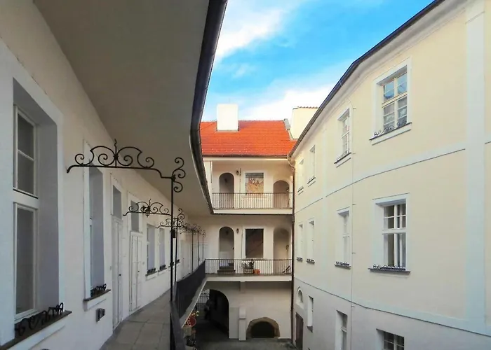 Old Town Home-7 By Interhome Appartamento Praga